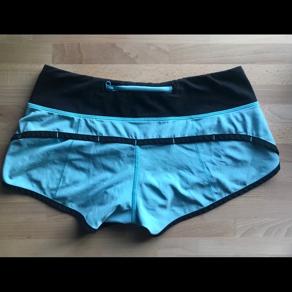 EUC Lululemon Run: Activewear Speed Short - Picture 8 of 8